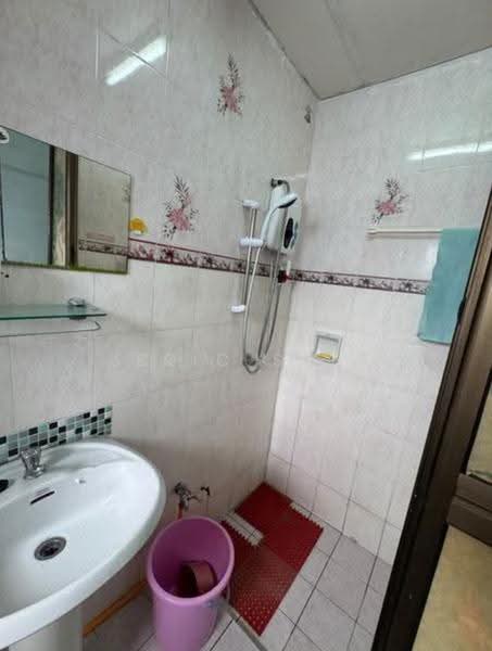 Apartment for Rent at Jalil Damai Apartments - Eric Sea - Bathroom - PropertyGuru.com.my
