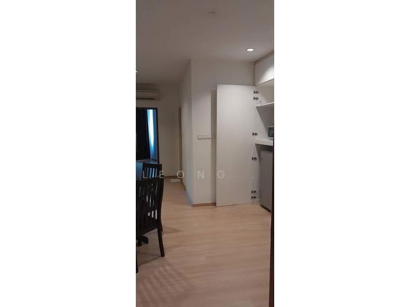 Kediaman Servis untuk Dijual di One One Eight (118 @ Island Plaza) - Leong . - Dining Room - PropertyGuru.com.my