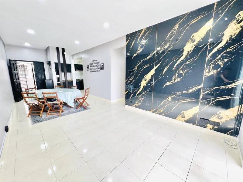 Kondominium untuk Dijual di Kristal Heights - Alif Saad - Dining Room - PropertyGuru.com.my