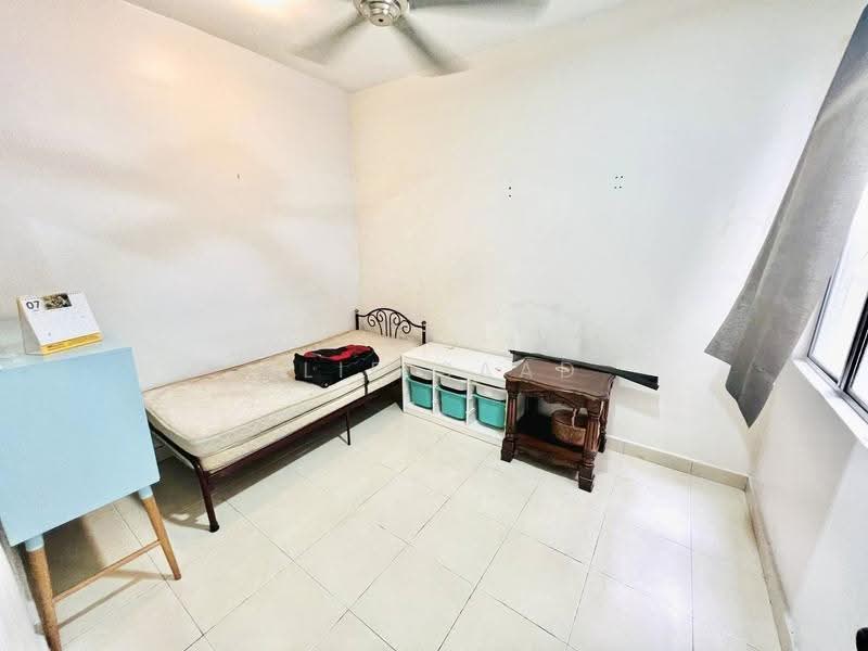 Kondominium untuk Dijual di Kristal Heights - Alif Saad - Bedroom - PropertyGuru.com.my