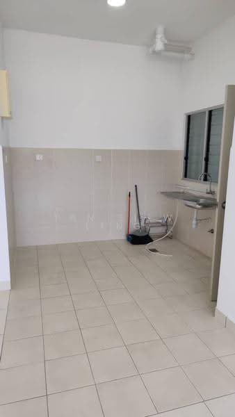 Apartment for Rent at Safira Apartment - Tan Siew Leng - Kitchen - PropertyGuru.com.my
