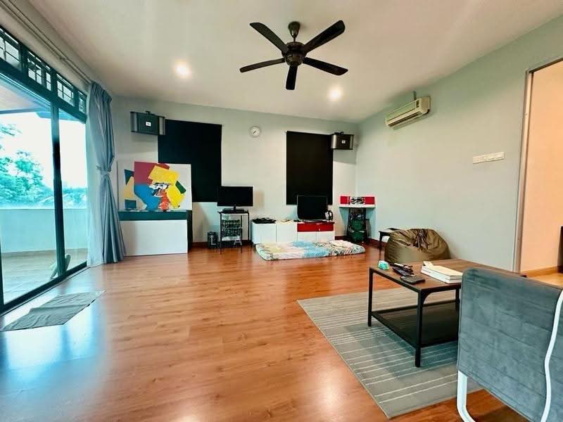 Bungalow House for Sale in Usj 3 (Subang Jaya) - Lai YK - Living Room - PropertyGuru.com.my