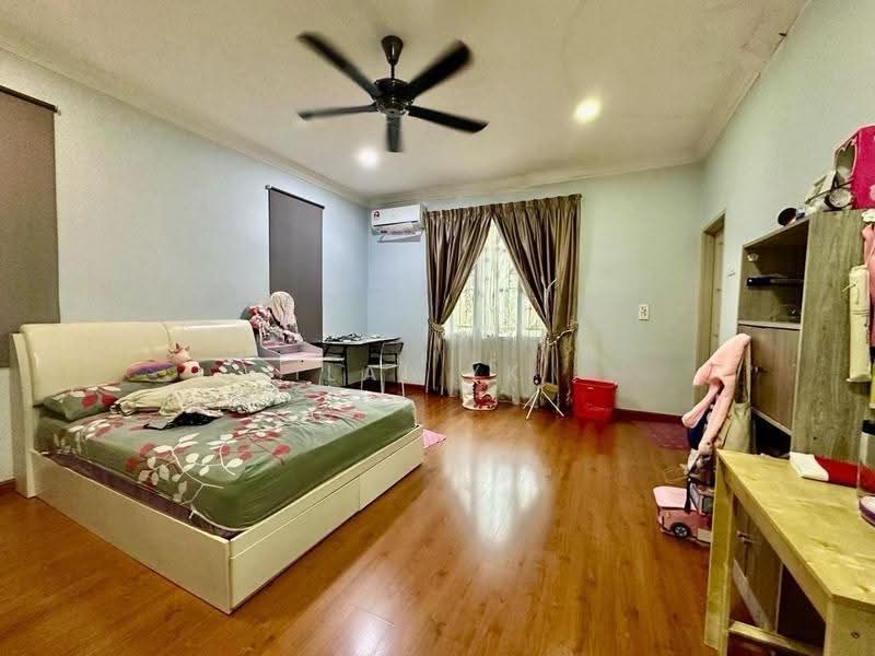 Bungalow House for Sale in Usj 3 (Subang Jaya) - Lai YK - Bedroom - PropertyGuru.com.my
