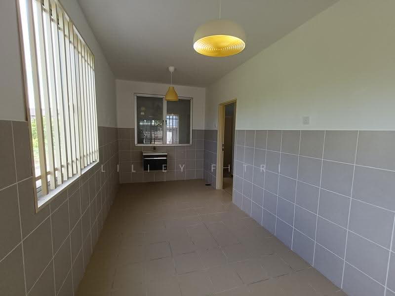 Rumah Teres untuk Dijual di Bandar Country Homes (Rawang) - Liliey Fitri - PropertyGuru.com.my
