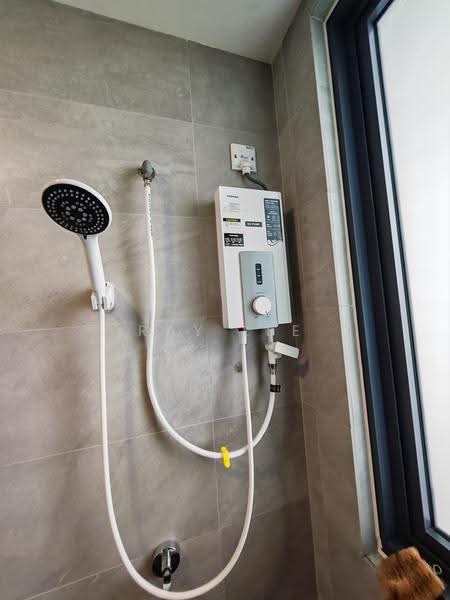 Service Residence for Rent at SUNSURIA FORUM SERVICED APARTMENT - Ray Lee - Bathroom - PropertyGuru.com.my