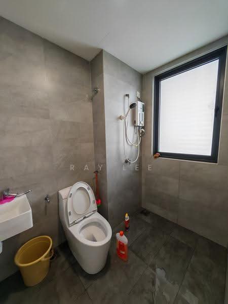 Service Residence for Rent at SUNSURIA FORUM SERVICED APARTMENT - Ray Lee - Bathroom - PropertyGuru.com.my