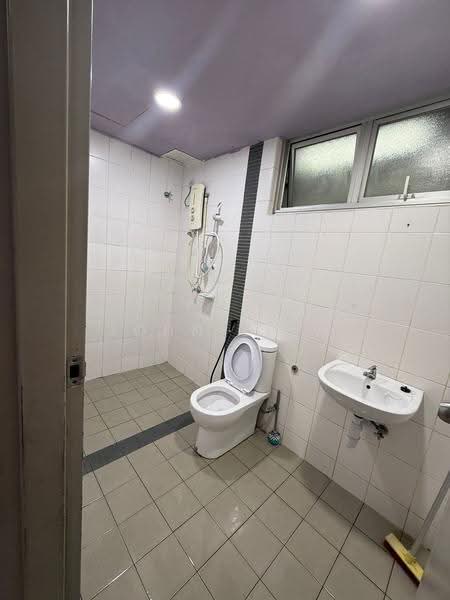 Service Residence for Rent at Domain 5 @ NeoCyber - John Liew - Bathroom - PropertyGuru.com.my