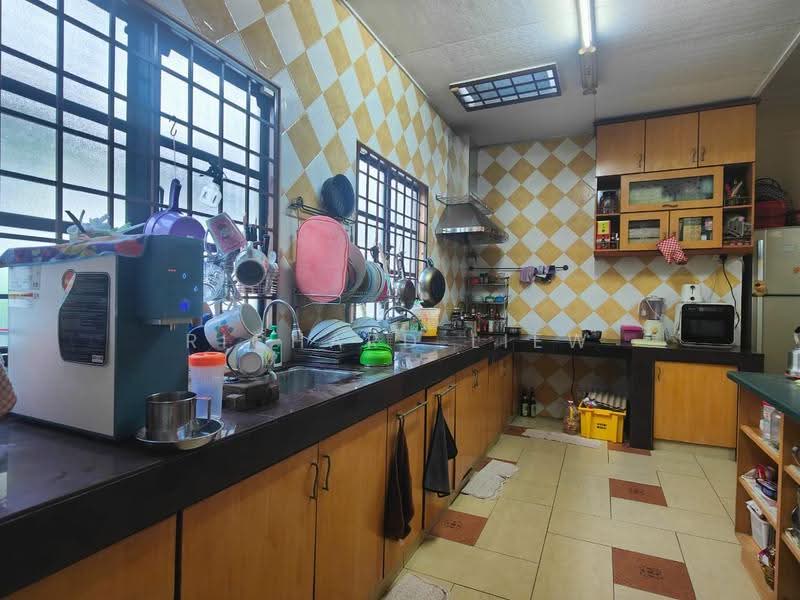 2-storey Terraced House for Sale in Taman Mayang Jaya (Petaling Jaya) - Richard Liew - Kitchen - PropertyGuru.com.my