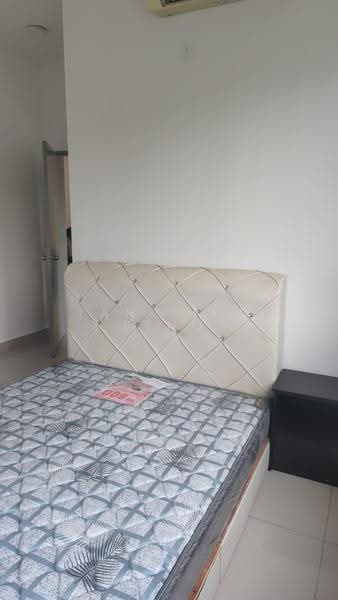 Kondominium untuk Disewa di Bayu Temiang Residensi - Tan Siew Leng - Bedroom - PropertyGuru.com.my