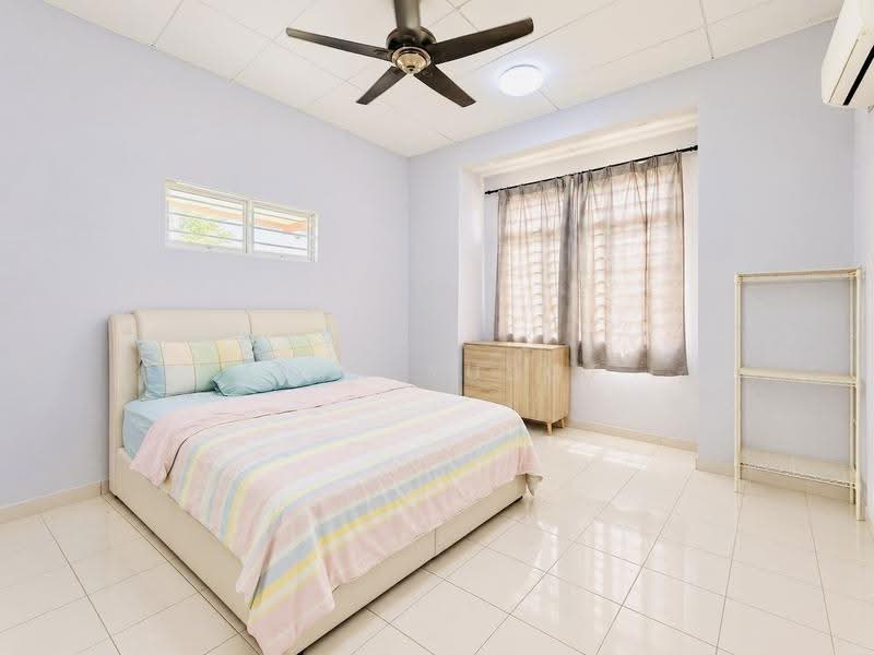 Terraced House for Sale in Taman Sungai Kapar Indah (Kapar) - Erin Yusof - Bedroom - PropertyGuru.com.my
