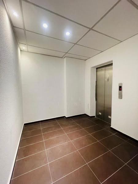 Pejabat untuk Disewa di KLCC (KL City Centre) - Michelle Tan - Entrance - PropertyGuru.com.my