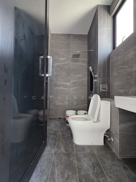 Semi-Detached House for Sale in Kulai (Johor) - Catherine Ong - Bathroom - PropertyGuru.com.my