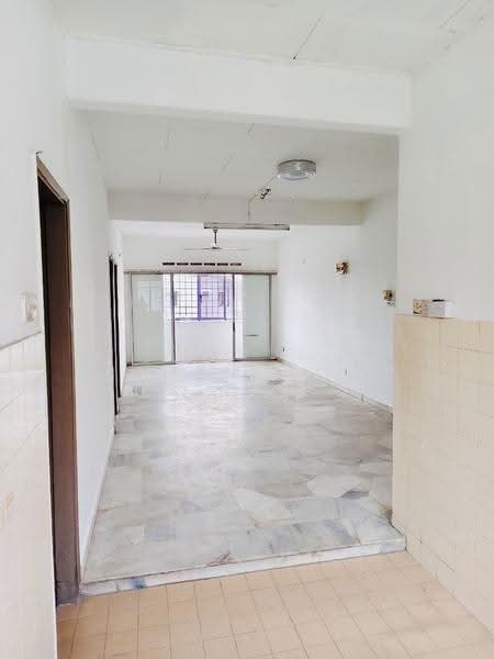 Apartment for Sale at Subang Perdana Goodyear Court 1 - Nurul Hisham Nordin - Interior - PropertyGuru.com.my