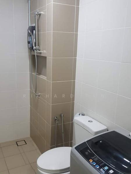 Service Residence for Rent at Pacific 63 - Richard Tan - Bathroom - PropertyGuru.com.my