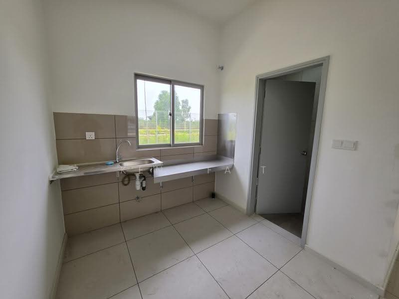 Rumah Teres 2-Tingkat untuk Disewa di Bandar Gamuda Cove (Dengkil) - Kent Fatt - Kitchen - PropertyGuru.com.my