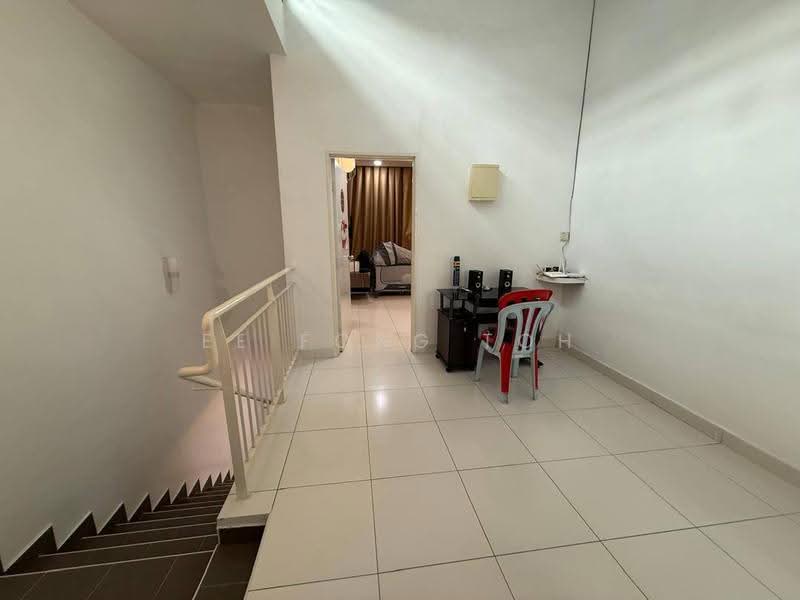 2-storey Terraced House for Sale in Taman Pulai Hijauan (Skudai) - Ee Fong Toh - Corridor - PropertyGuru.com.my