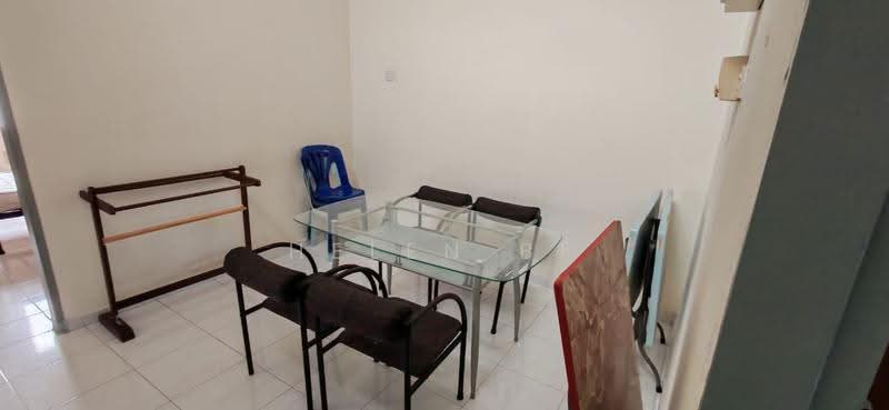 Rumah Teres 2-Tingkat untuk Disewa di Bukit Beruang (Bukit Baru) - Helen BF - Dining Room - PropertyGuru.com.my