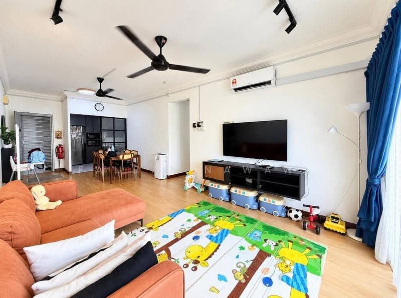 Pangsapuri untuk Dijual di Residensi Idaman - Fauran Nawawi - Living Room - PropertyGuru.com.my