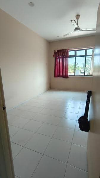 Rumah Teres 2-Tingkat untuk Dijual di Kemaman (Terengganu) - Izzat Azman - Bedroom - PropertyGuru.com.my