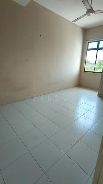 Rumah Teres 2-Tingkat untuk Dijual di Kemaman (Terengganu) - Izzat Azman - Living Room - PropertyGuru.com.my