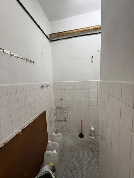 Shop for Rent in Sungai Ara (Penang) - Kelvin Ooi - Interior - PropertyGuru.com.my