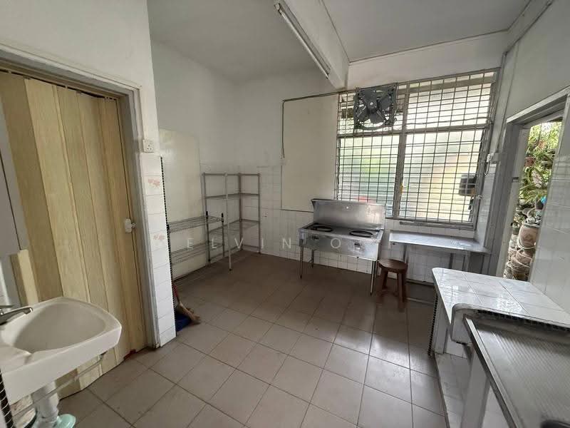 Shop for Rent in Sungai Ara (Penang) - Kelvin Ooi - Kitchen - PropertyGuru.com.my