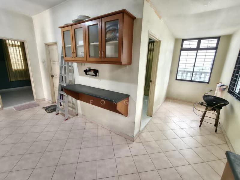 Rumah Berkembar untuk Dijual di Taman Megah Ria (Masai) - Ee Fong Toh - Kitchen - PropertyGuru.com.my