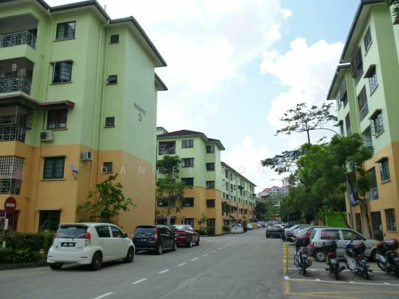 Apartment for Sale at Lily & Jasmine Apartment - Daniel Yong - Exterior - PropertyGuru.com.my
