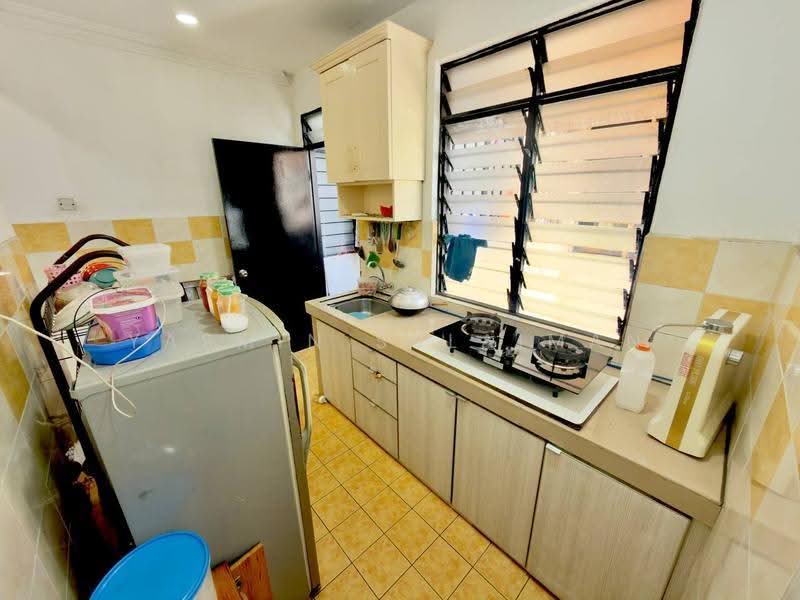 Pangsapuri untuk Dijual di Mentari Court - Yasmin Sulaiman - Kitchen - PropertyGuru.com.my