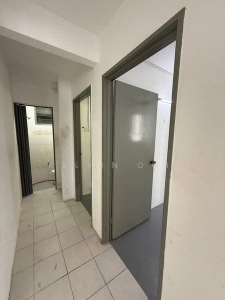 Apartment for Sale at The Rise Collection 1 - Kelvin Ooi - Corridor - PropertyGuru.com.my