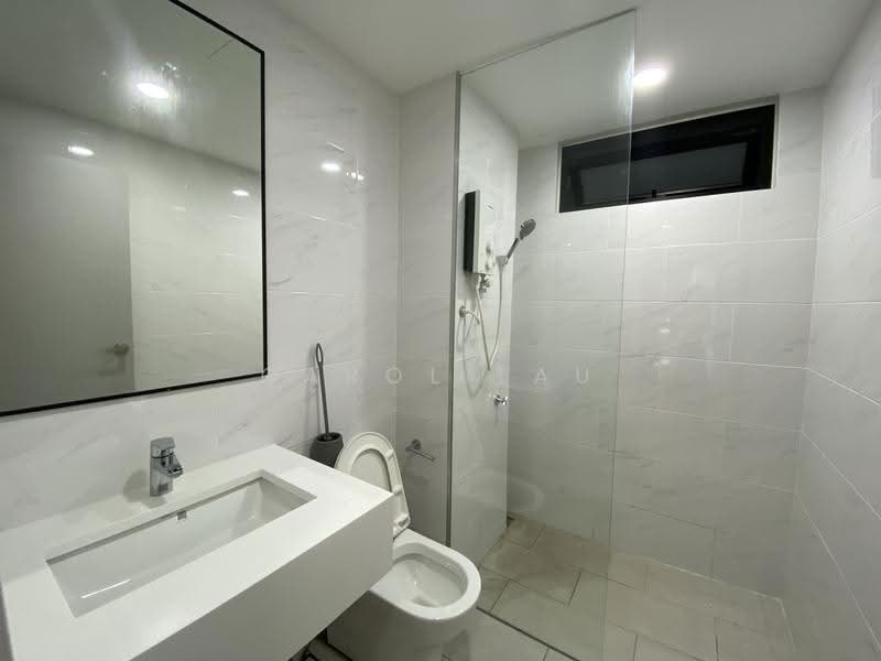 Kondominium untuk Disewa di Vertu Resort - Carol Lau - Bathroom - PropertyGuru.com.my