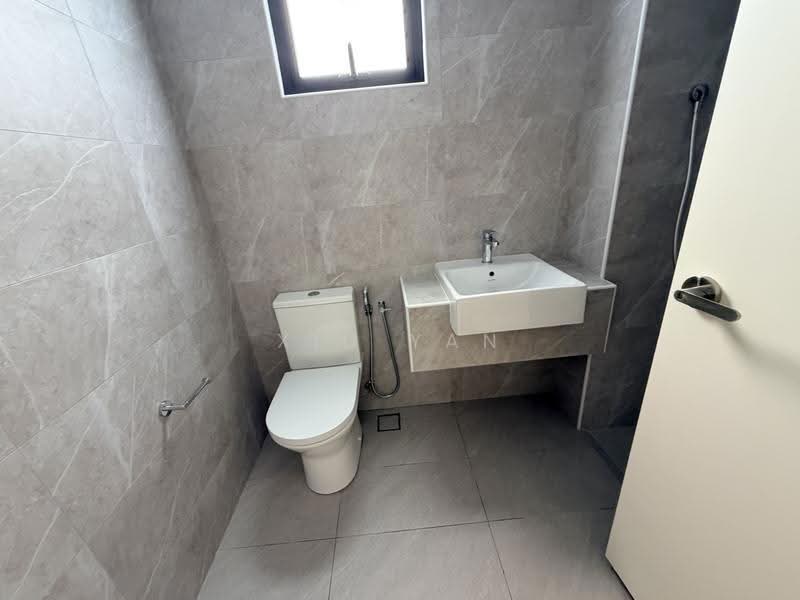 Cluster House for Rent in Taman Ekoflora (Johor Bahru) - Xiu Yan - Bathroom - PropertyGuru.com.my