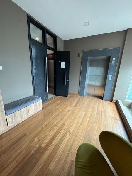 Condominium for Sale at Desa Eight - May Teng - Entrance - PropertyGuru.com.my