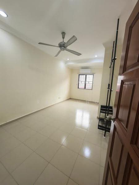 Rumah Teres 2-Tingkat untuk Disewa di Johor Bahru (Johor) - Ray Tung - Living Room - PropertyGuru.com.my