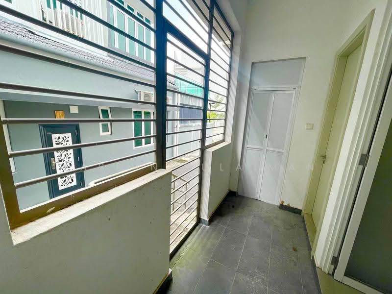 Corridor