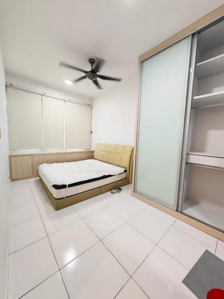 Kediaman Servis untuk Disewa di Sky Gardens Residences - Kyoris Loh - Bedroom - PropertyGuru.com.my