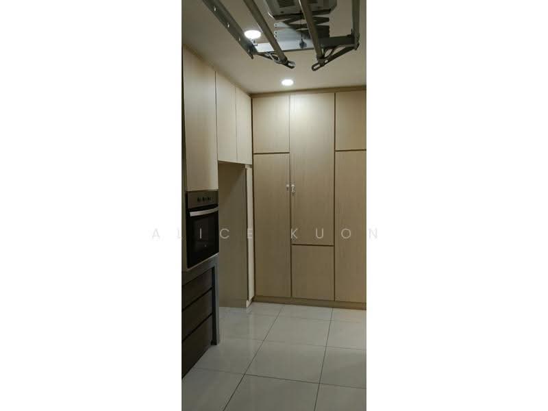 Kondominium untuk Disewa di The Regina - Alice Kuon - Kitchen - PropertyGuru.com.my