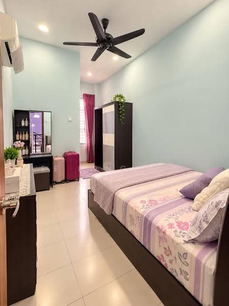 2-storey Terraced House for Sale in Taman Dato' Chellam (Ulu Tiram) - Ee Fong Toh - Bedroom - PropertyGuru.com.my