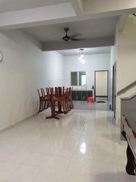 Rumah Teres 2-Tingkat untuk Disewa di Seremban (Negeri Sembilan) - Tan Siew Leng - Dining Room - PropertyGuru.com.my