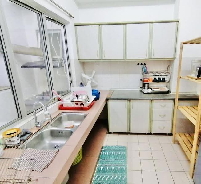 Condominium for Rent at Ridzuan Condominium - Erin Yusof - Kitchen - PropertyGuru.com.my
