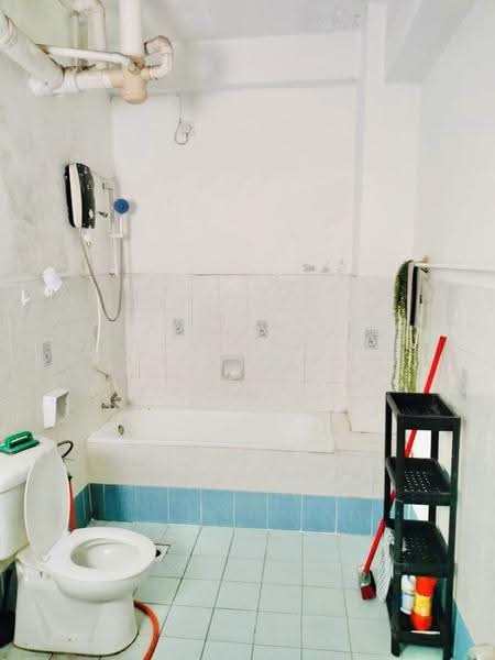 Condominium for Rent at Ridzuan Condominium - Erin Yusof - Bathroom - PropertyGuru.com.my