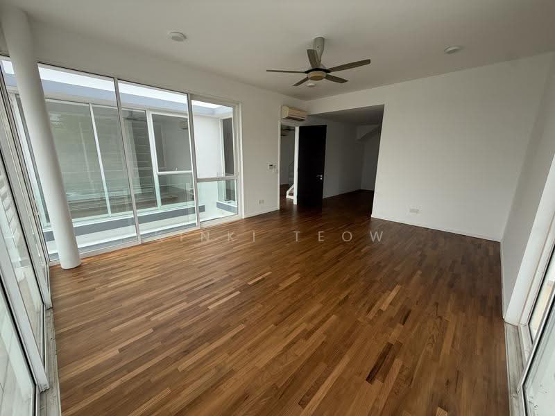 Semi-Detached House for Sale in East Ledang (Iskandar Puteri (Nusajaya)) - Kinki Teow - Living Room - PropertyGuru.com.my