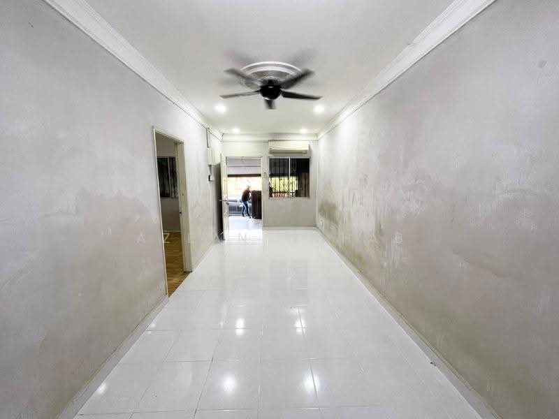 Rumah Teres 1-Tingkat untuk Dijual di Taman Cheras Perdana (Cheras) - Azean Wahab - Living Room - PropertyGuru.com.my
