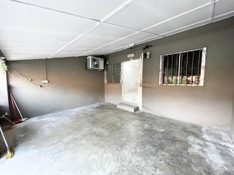 Rumah Teres 1-Tingkat untuk Dijual di Taman Cheras Perdana (Cheras) - Azean Wahab - Interior - PropertyGuru.com.my