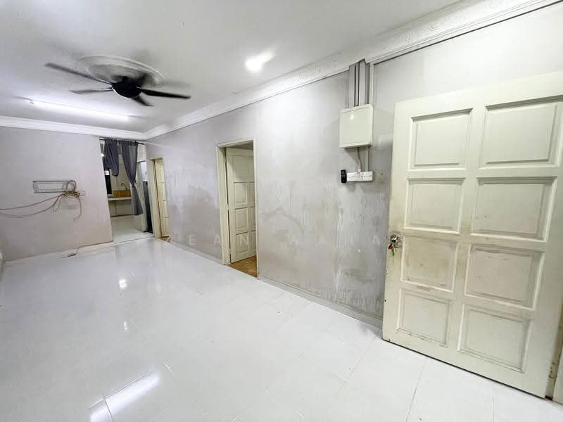 Rumah Teres 1-Tingkat untuk Dijual di Taman Cheras Perdana (Cheras) - Azean Wahab - Living Room - PropertyGuru.com.my