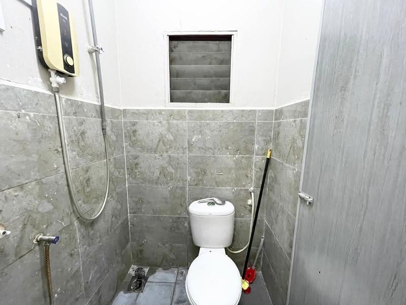 Rumah Teres 1-Tingkat untuk Dijual di Taman Cheras Perdana (Cheras) - Azean Wahab - Bathroom - PropertyGuru.com.my