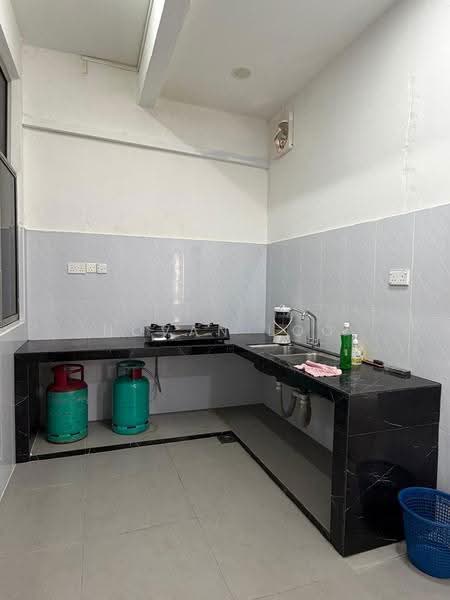 Rumah Teres 2-Tingkat untuk Disewa di Skudai (Johor) - Novan Loo - Kitchen - PropertyGuru.com.my