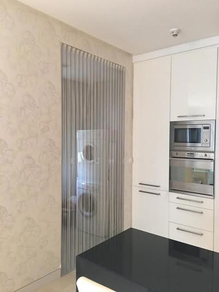 Kondominium untuk Disewa di Pavilion Residences - Kendriic Chong - yard with washing machine and dryer - PropertyGuru.com.my