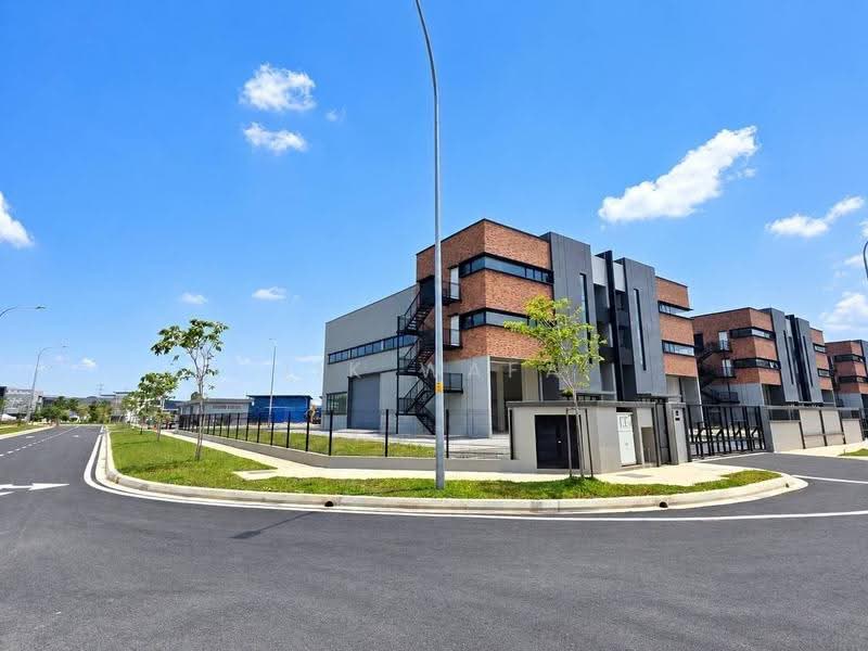 Kilang Berkembar untuk Disewa di Alam Perdana (Puncak Alam) - Jik Wafa - PropertyGuru.com.my