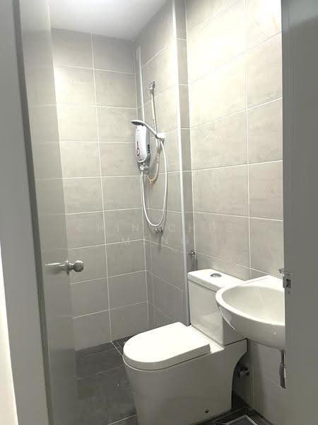 Kediaman Servis untuk Disewa di B11 Parkland Residence - Chin Chee Meng - Bathroom - PropertyGuru.com.my